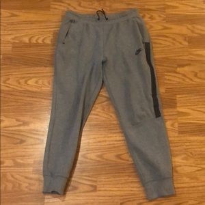 Men’s size medium Nike sweats